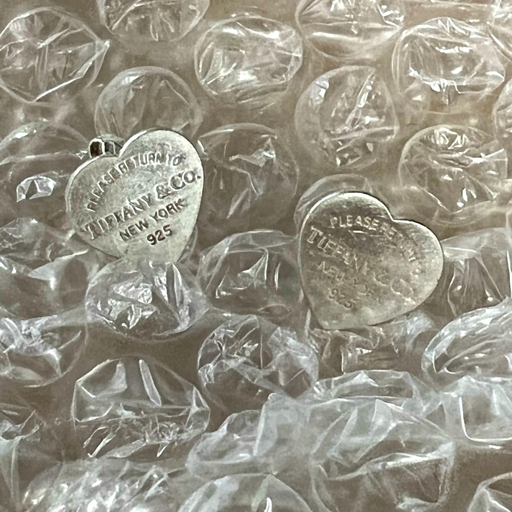Silver Heart Return to Tiffany and Co Earrings